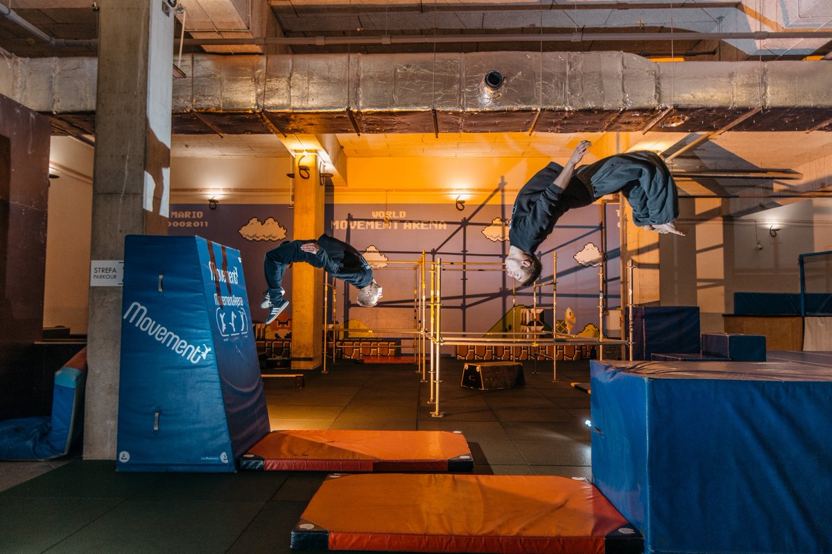 PolsatPlusArena's tweet image. #FUNARENA czeka na Was❗🤸‍♀️ Zapraszamy na #MocWrażeń do pokojów zagadek 🕵️ EscapeRooms.pl i paintball laserowy do Zoltar Gdańsk. Dostępna pozostaje także Playground Arena, Movement Arena i gokarty spalinowe. 🏁 

🕙 #FUNARENA jest czynna od 10:00 do 21:00.