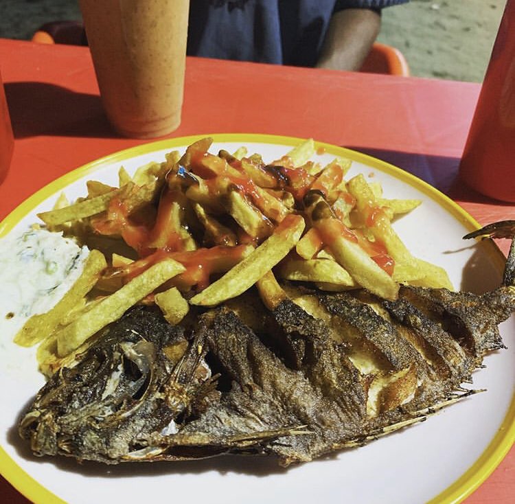 Pitstop_BBQ's tweet photo. Chips samaki @Pitstop_BBQ 🔥🔥 https://t.co/vhCauRLzgg