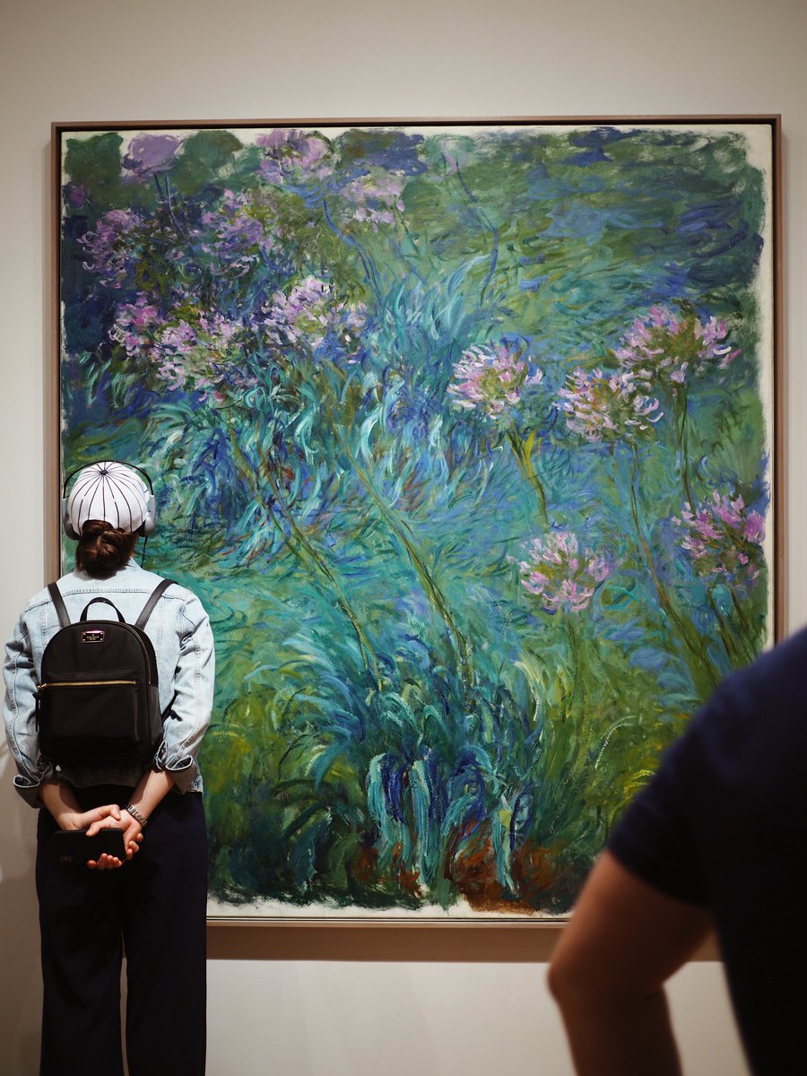 hiddenthread_'s tweet photo. People and art 🖼 https://t.co/Zn6sAPhAkd