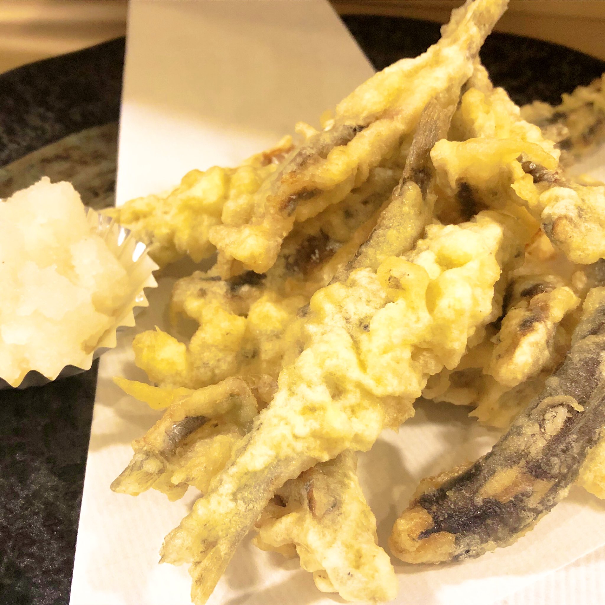 呉氏 くれし 公式 小イワシ漁解禁 ぼくは天ぷらが好きだなぁ お刺身も外せないなぁ 今年もいろんな料理を食べまくるぞー 呉市 呉氏 小イワシ シラス カタクチイワシ 晩ご飯 鉄板メニュー T Co Eh9aiyrcnt Twitter