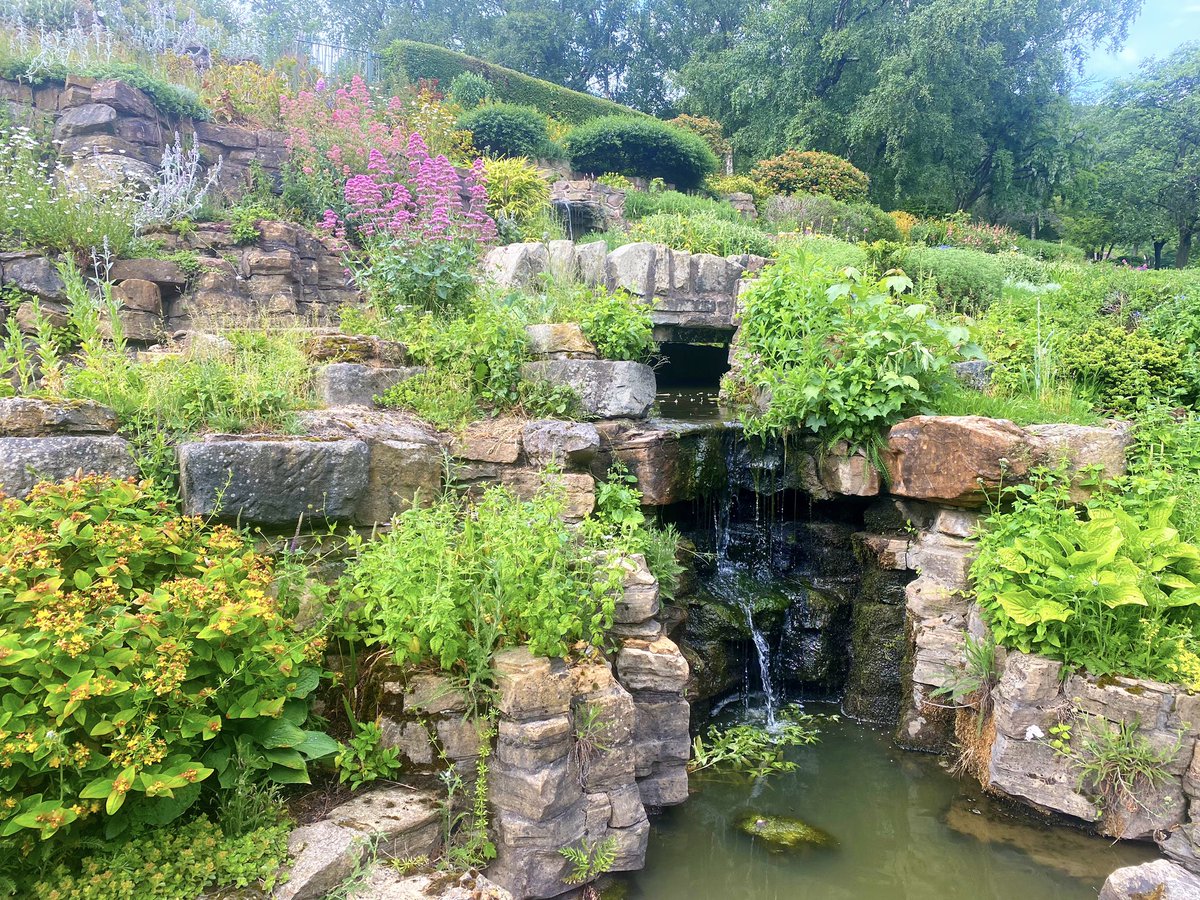 IanOrton2's tweet photo. Beautiful Burslem Park yesterday! 🚶🏻‍♂️😍 Another stunner from @SoTCityCouncil I didn’t know existed! 🤦🏼‍♂️ #Burslem #StokeonTrent #LockdownLife #Parks https://t.co/Lj90UH9WBL