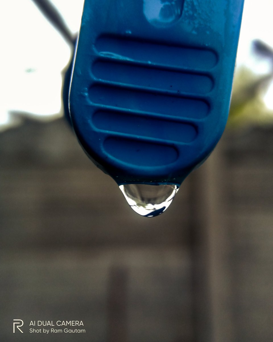 lensofaperture's tweet photo. Water drop series.
..
#waterdrop #macrophotography 
#macroworld #macropics 
#realme #shotonrealme 
@realmemobiles @realmeLink @MadhavSheth1 @refined_pixel @sinhaankit49 @thelensartt @chaitanyaa_14 @harshclicks @anuragclicked @ankit__azad @keerthan_kamath https://t.co/v69g0NSlGo