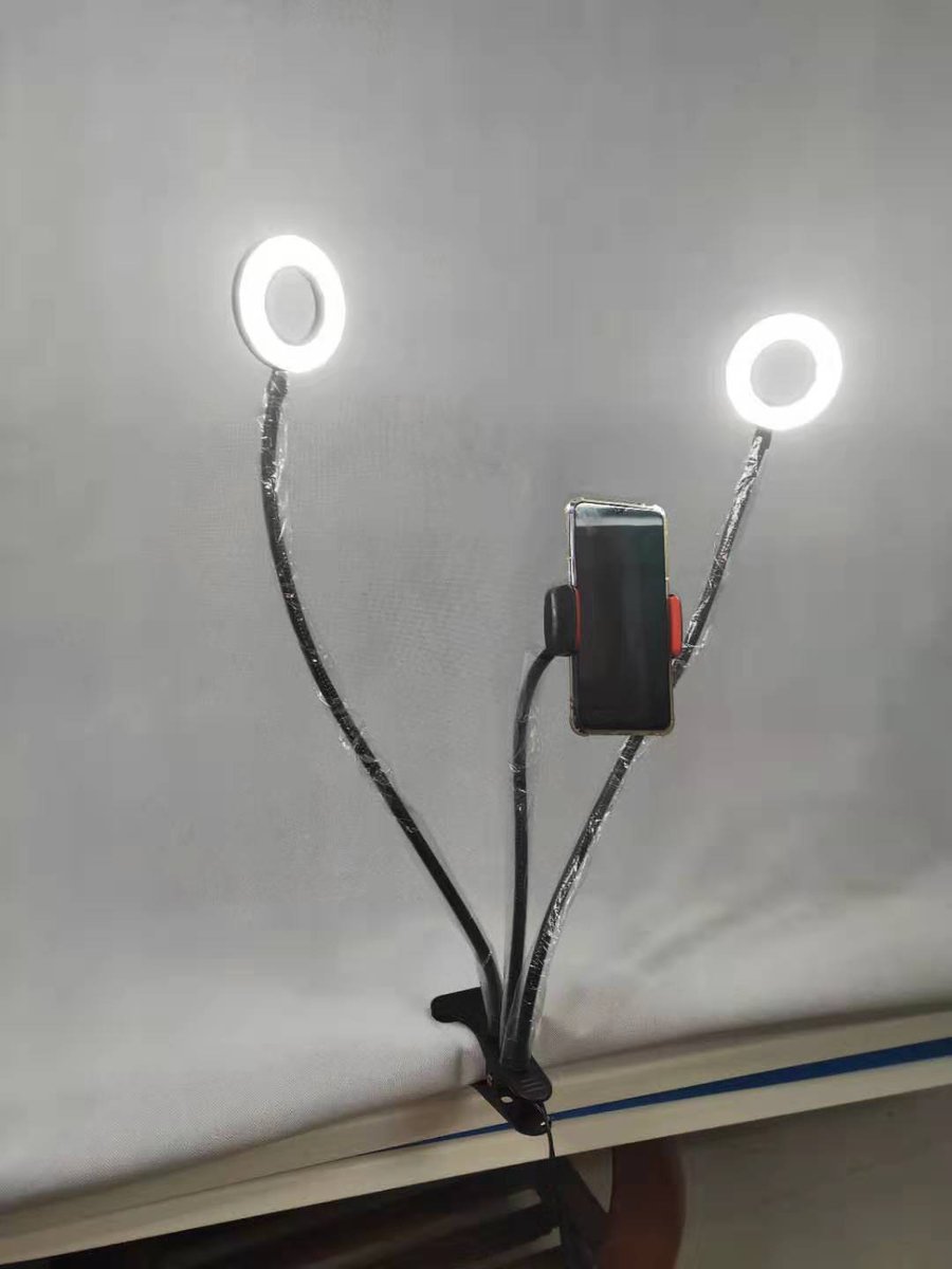 KorrectStore's tweet image. Ever tried doing a #phone #videocall and the light suddenly goes off, or there's no light at all, and you start looking for a #lamplight or probably just give up on the video call altogether..?????  Why not get this #selfielight for only 7,500 naira..??? Available@ #korrectstore