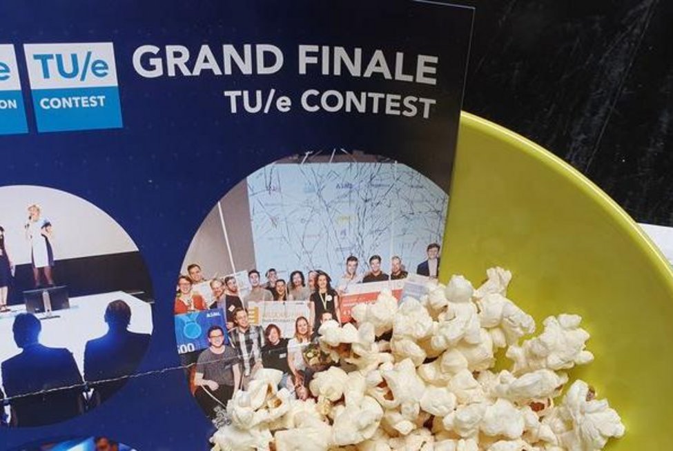 TU Eindhoven (@tueindhoven) on Twitter photo Een unieke ervaring, zo kun je de finale van de 2020 editie van <a href="/TUecontest/">TU/e Contest</a> het beste omschrijven. Maar ook een met bijzondere winnaars. Trots op de innovatieve ideeën die onze studenten ook dit jaar weer hebben laten zien! 😊
tue.nl/nieuws/nieuwso… Een unieke ervaring, zo kun je de finale van de 2020 editie van <a href="/TUecontest/">TU/e Contest</a> het beste omschrijven. Maar ook een met bijzondere winnaars. Trots op de innovatieve ideeën die onze studenten ook dit jaar weer hebben laten zien! 😊
tue.nl/nieuws/nieuwso…