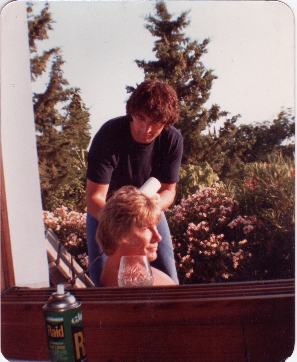 A DAY IN THE LIFE WITH FORMULA 1 DRIVERS
WORLD CHAMPION (1976)JAMES HUNT 🇬🇧and INNES IRELAND 🇬🇧and that was why they could AFFORD 2 Guineas(£) for a ✂️✂️
Another story from "THE CUTTING EDGE"
beatleshairdresser.com
<a href="/BeatlesBooksto1/">BeatlesBookstore</a>