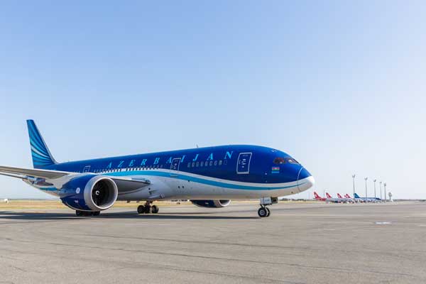 Azeritour's tweet photo. AZAL вернула граждан из Нью-Йорка в Баку чартерным рейсом 
https://t.co/pIHztJWQP7 https://t.co/I1XjbMOZWO