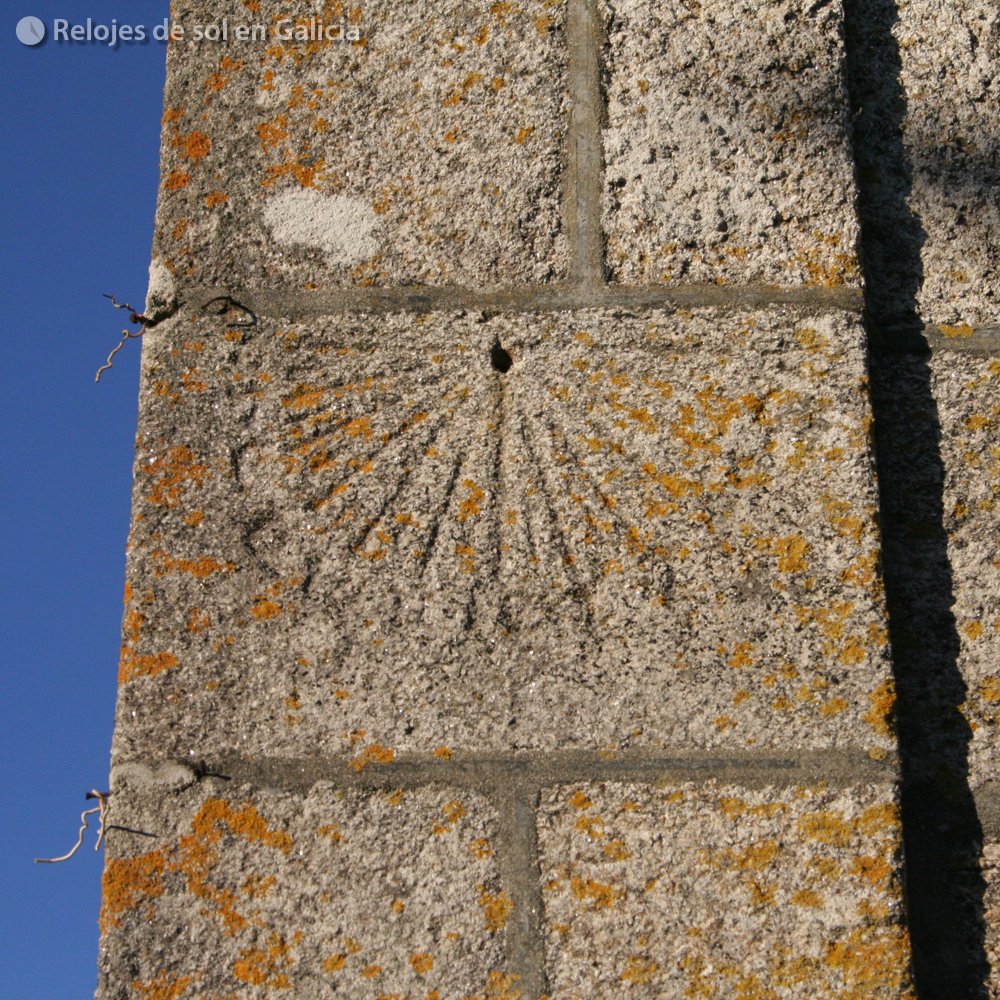 relojesdesolgal's tweet photo. #Relojdesol en el municipio de #SalcedadeCaselas (#Pontevedra)
#Reloxodesol no #concellodeSalcedadeCaselas (#PO)
#rellotgedesol #relógiodesol #sundial #sonnenuhr #cadransolaire #orologiosolare #aurinkokello #日時計 #zegarsłoneczny #parderrubias #comarcadevigo #galiciarural https://t.co/FJtvYQWVIL