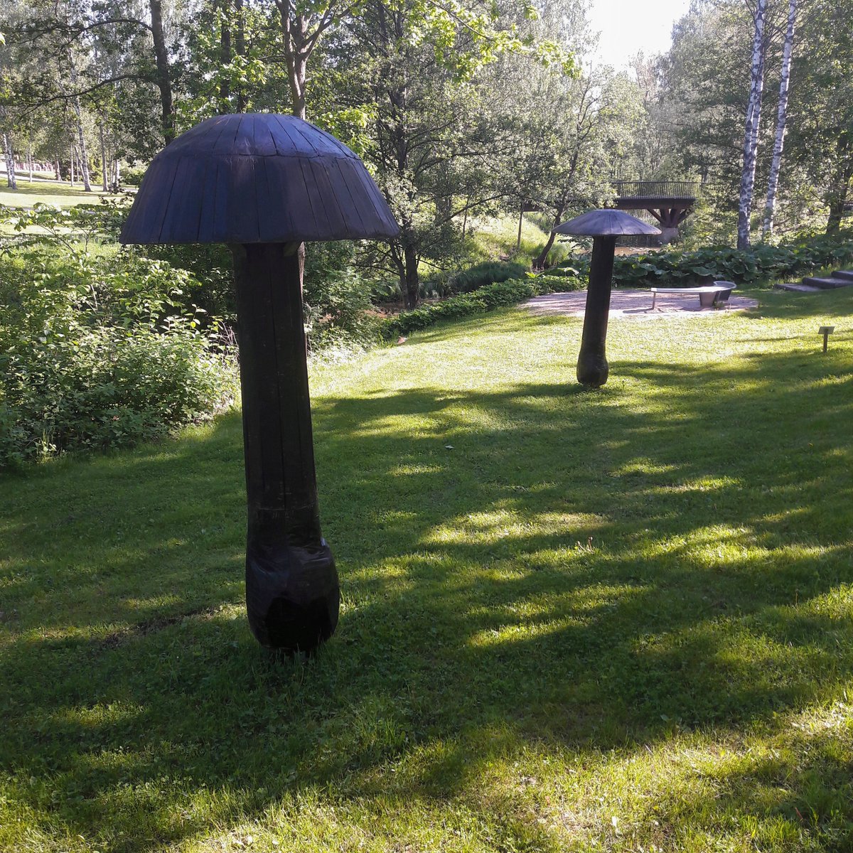 kivinenm's tweet photo. Object 6-taidenäyttely aukeni jälleen Espoon keskuksessa ja teokset ovat paikallaan 6.9. asti.  Ehdottomasti tutustumisen arvoinen! Teokset löytyvät aseman lähistöltä.  https://t.co/Fmpogfr2hg #espoo #espoonkeskus #art #object6 #taide #kesänäyttely #veistos #uusiespoonkeskus https://t.co/nEYHRhj0CH