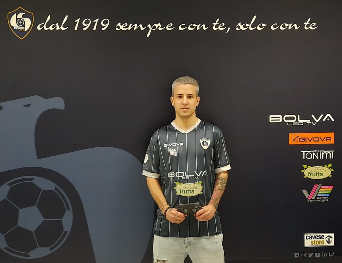 🎮🦅 MARIO BOTTIGLIERI PLAYER #Cavesesports

Sarà il cavese Mario Bottiglieri, il player della Cavese eSports. Una delle giovani promesse, player verificato #Fifa20 con un record di 29-1 in Weekend League

🎮DOMANI SHOW MATCH CON LA <a href="/spalferrara/">SPAL</a> ORE 18 SU twitch.tv/cavesEsports