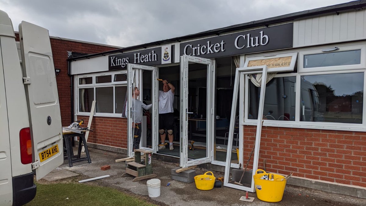 KingsHeathCC's tweet photo. 🛠 Well isn’t this exciting! New doors going in making the tea room more inviting &amp; accessible to players / visitors. Can’t wait to show people what we’ve got in store for the inside! #KHCC #renovation #refurb2020 https://t.co/OugC4nY8nW