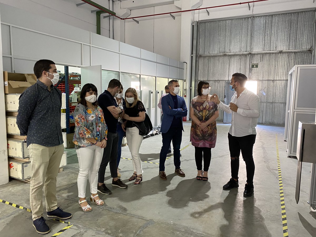disinvirus's tweet photo. Recibimos la visita a nuestras instalaciones de @jordi_juan y @SoniTirado de @GVAinnova .

Muchas gracias por la visita!! https://t.co/MOiYJKBlhx