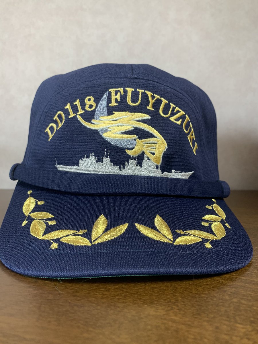 abasan1208's tweet photo. 【護衛艦隊シリーズ】
あきづき型護衛艦 4番艦
護衛艦ふゆづき（DD-118）識別帽

左上:現行デザイン、制服のフジ様製の顎ヒモなし一般販売用
右上:前デザイン
下段:最初のデザイン、制服のフジ様製

#識別帽 #部隊帽 #部隊識別帽 #スコードロンキャップ #自衛隊 #海上自衛隊 #護衛艦 #護衛艦ふゆづき https://t.co/xF4p3aBgP1