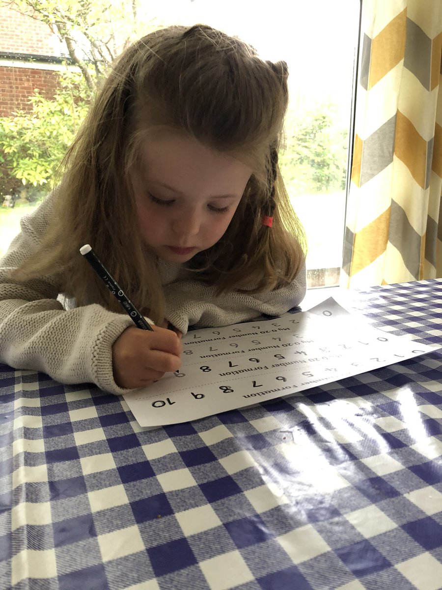 sarastaf's tweet photo. Number formation - tricky 2’s and 5’s #nevergiveup @BextonPrimary https://t.co/b1unH69hb3