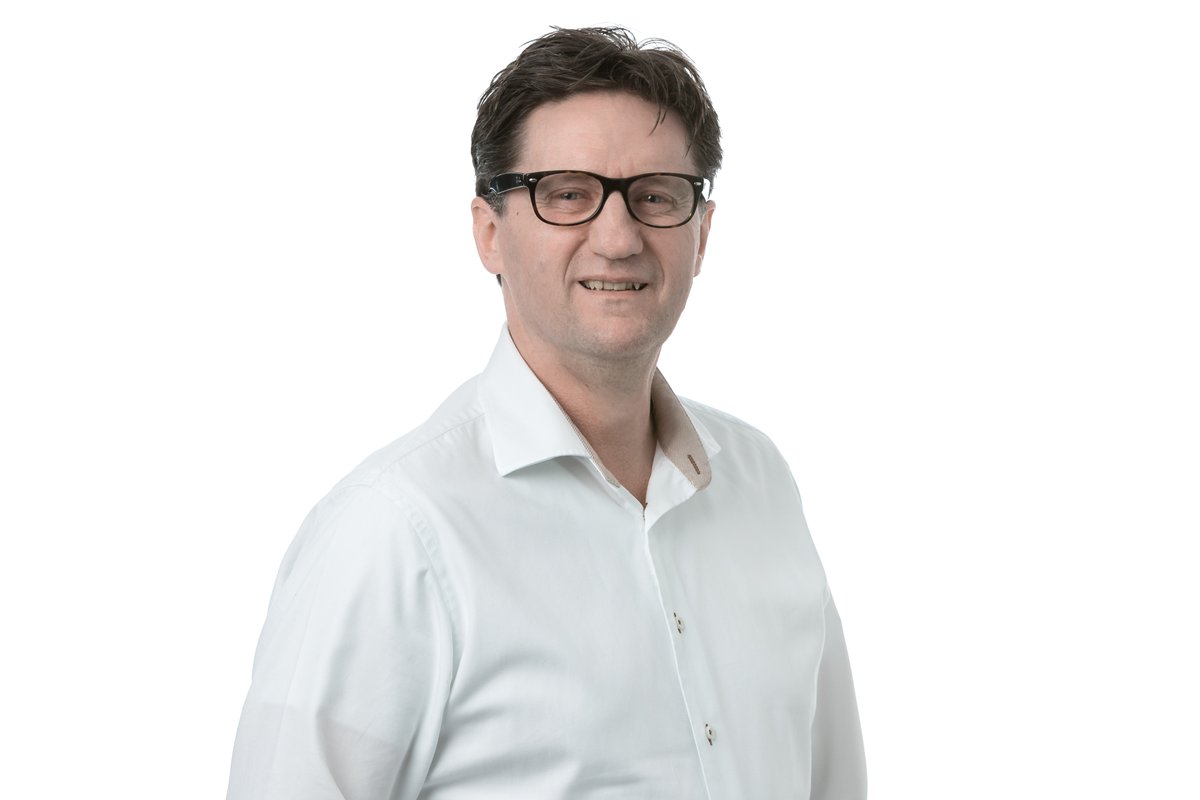 vabisoftware's tweet photo. Eric Verhoef beantwoordt 4 vragen over het nieuwe Twin Portal voor Digital Twins. Ontdek wat het is, voor wie en waarom het corporaties betrouwbare kwaliteit oplevert. Bekijk het interview: https://t.co/it0LTqwbZg https://t.co/hTXDkJ6FDX