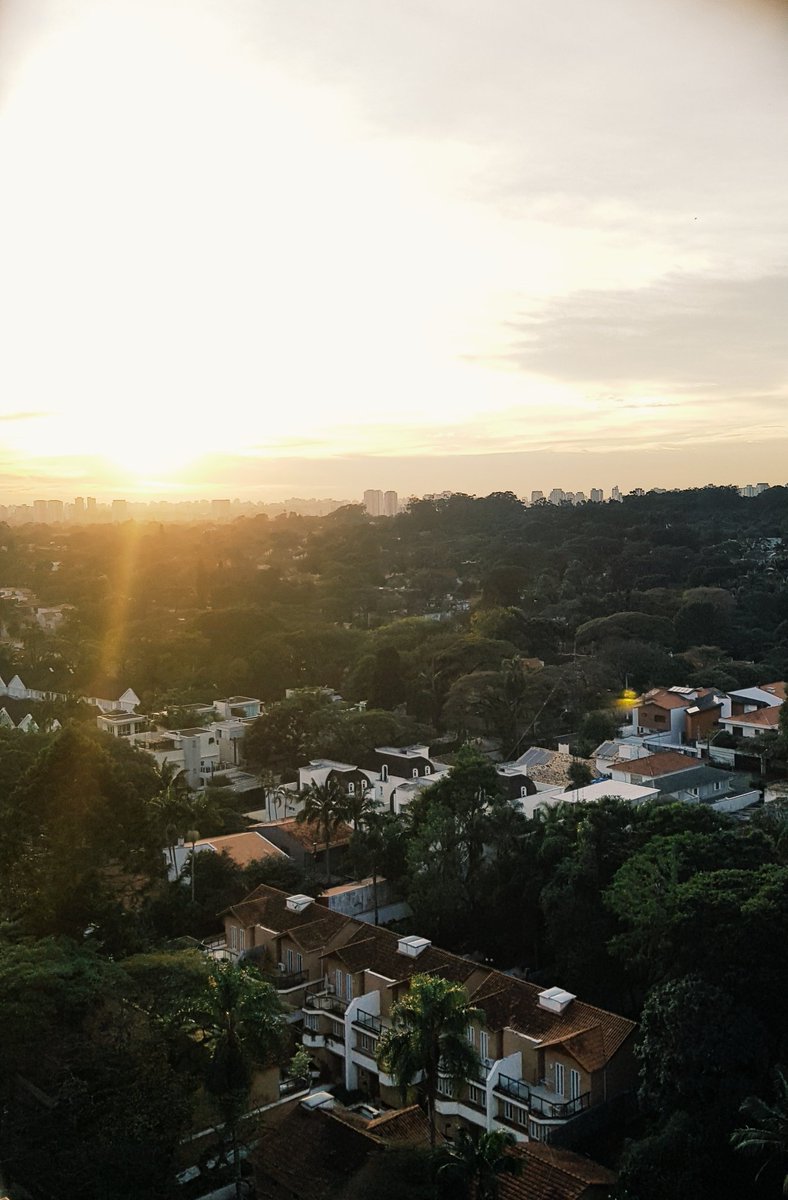 anaweber88's tweet photo. Lindo amanhecer por aqui 🙌🏼 #BDSP #bomdiasp https://t.co/nQ1yzI4WNl