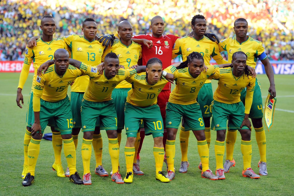 IIKHUNE_32_16's tweet photo. #TBT 11 June 2010 🇿🇦🇿🇦 https://t.co/5UpwnTzMXB