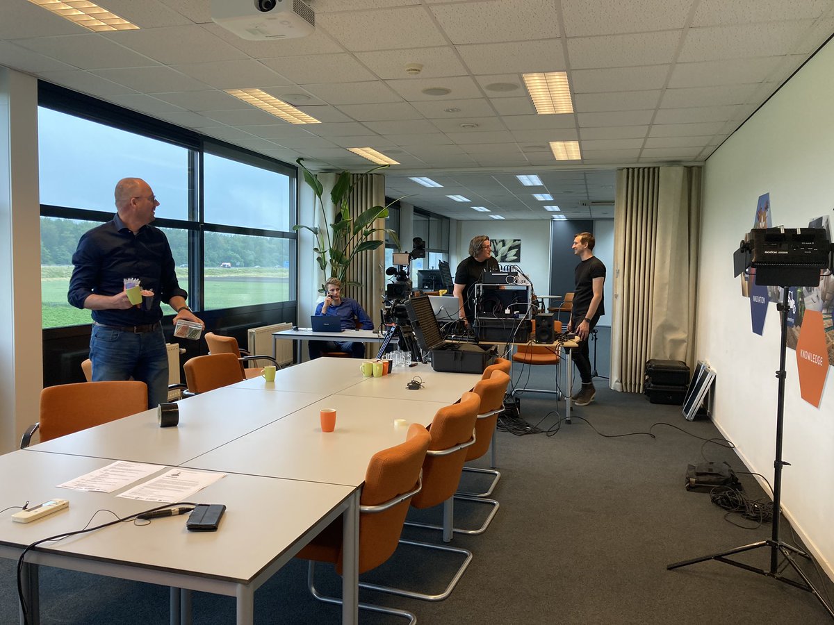 Margriet Bouma (@margrietbouma) on Twitter photo Voorbereiding webinar Financiering in roerige tijden! Straks om 15.30 uur starten we. Mooie samenwerking tussen <a href="/Agrofoodcluster/">Agrofoodcluster.com</a> @innovatieclusternoordoostpolder en <a href="/UrkMaritime/">Urk Maritime</a> met ondersteuning van de branches. Voorbereiding webinar Financiering in roerige tijden! Straks om 15.30 uur starten we. Mooie samenwerking tussen <a href="/Agrofoodcluster/">Agrofoodcluster.com</a> @innovatieclusternoordoostpolder en <a href="/UrkMaritime/">Urk Maritime</a> met ondersteuning van de branches.