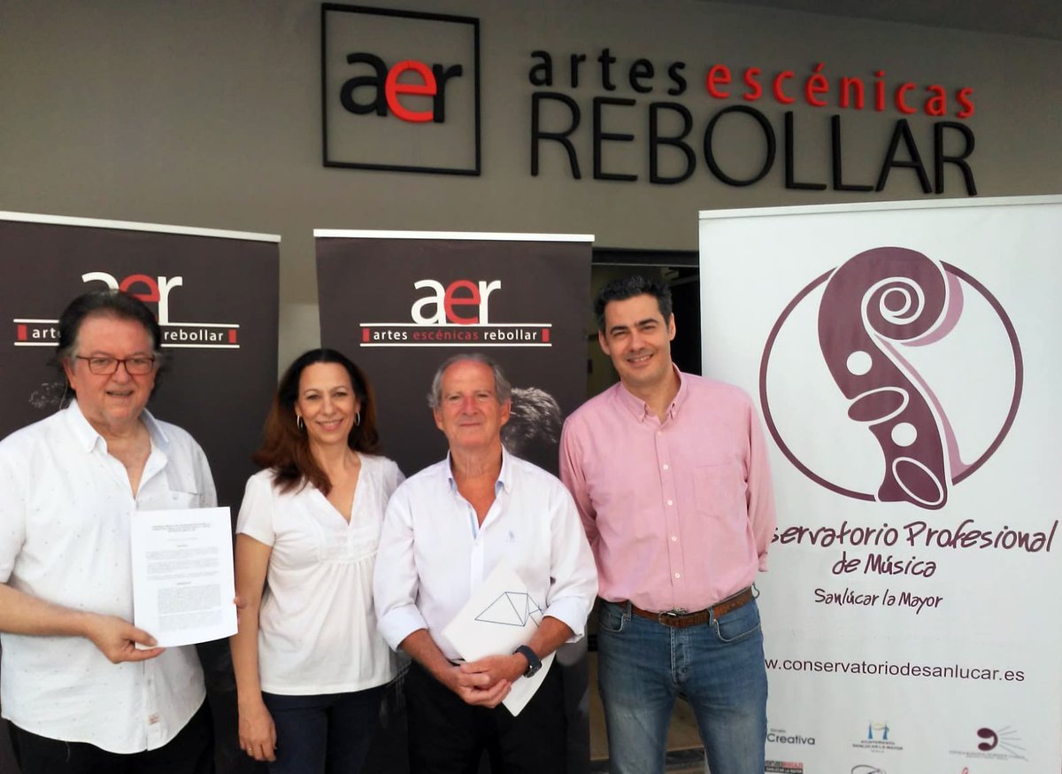 Nuestra Cátedra de Flamenco de <a href="/Funddateces/">Funddatec</a> ha firmado un convenio de colaboración con <a href="/academiaAER/">AER</a> para que nuestros alumnos de Flamenco del Conservatorio de Sanlúcar la Mayor tengan la oportunidad de completar su formación con grandes maestros del flamenco 🎶🔝
