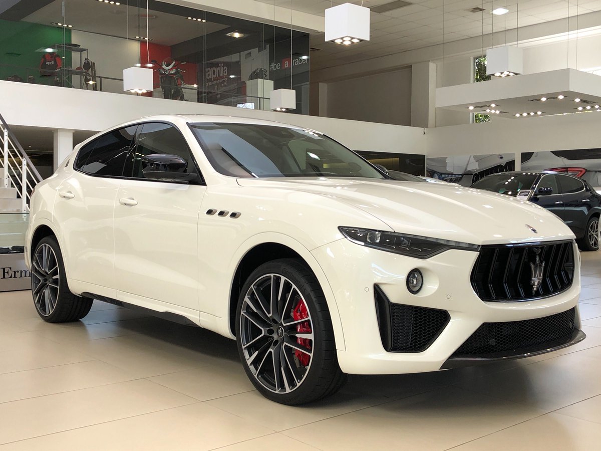 AutoTrader tweet media