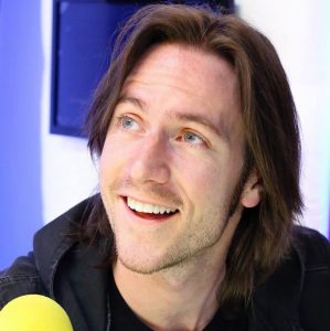 Мэттью мерсер днд. Мэттью мерсер зорлок. Evil matt mercer. Мэтью мерсер. Мэтт мерсер.