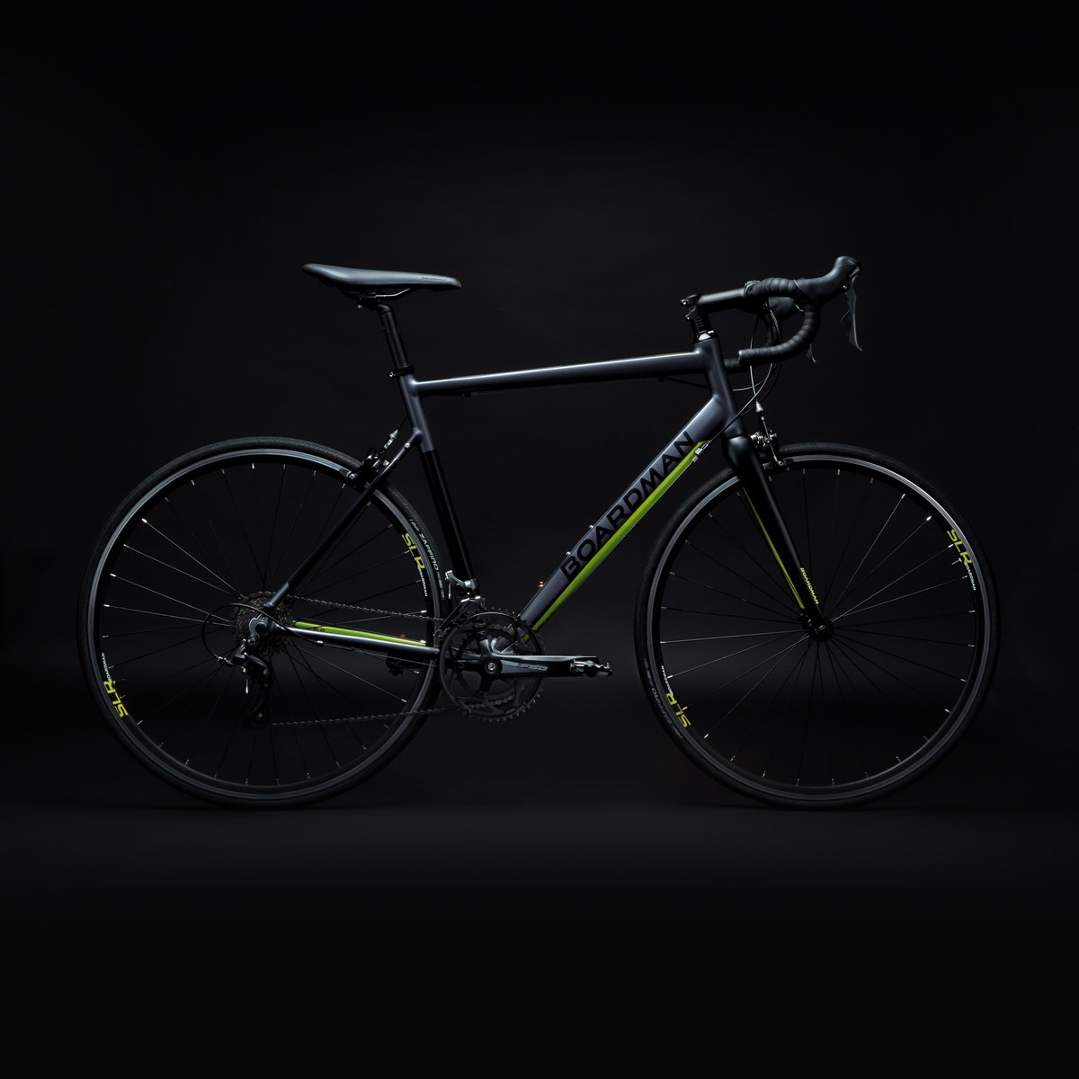 When your product is this beautiful, the details are all important. We’ve got really up close and personal with this one to highlight its smooth and sleek lines.

#creativephotography #productphotography #advertising #boardman #boardmanbikes #cycling #cyclelife <a href="/boardmanbikes/">Boardman Bikes</a>