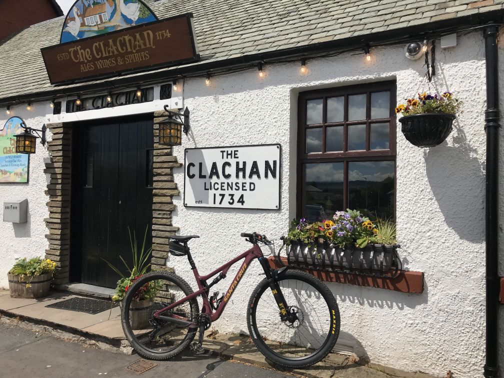 Scot_Adventure's tweet photo. Tracks &amp; Trails From Glasgow to Drymen
I thought it would be fun to try and cycle off road from  the Adventure Tours Scotland offices in the Distillery using only  tracks and trails from Glasgow to Drymen. https://t.co/ikp4ejynhx https://t.co/c7GDi875Ow