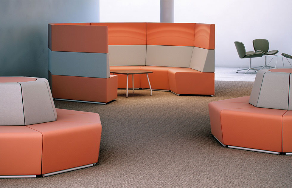 IndianaFurn's tweet photo. Fifteen Lounge. Created by Edge Design, Fifteen Lounge mixes freestanding and modular components designed to create shared and private moments for any application. Learn more on our website https://t.co/wOlhYbe3Hp #CFYC2020 #BeIconicwithIndiana #IndianaFurniture #NeoCon2020 https://t.co/VVQQjV0Ei8