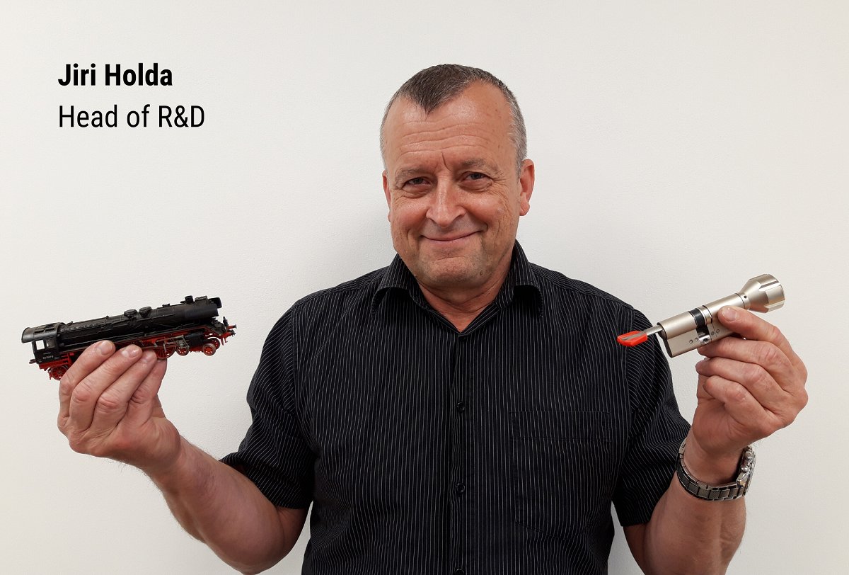 Let’s meet Jiri Holda, Head of the R&amp;D department at UrbanAlps. He’s our main innovator, a passionate engineer who keeps coming up with new prototypes and innovative solutions. 

He loves train models and wishes to build a big train model track one day. 

#StealthKey #UrbanAlps