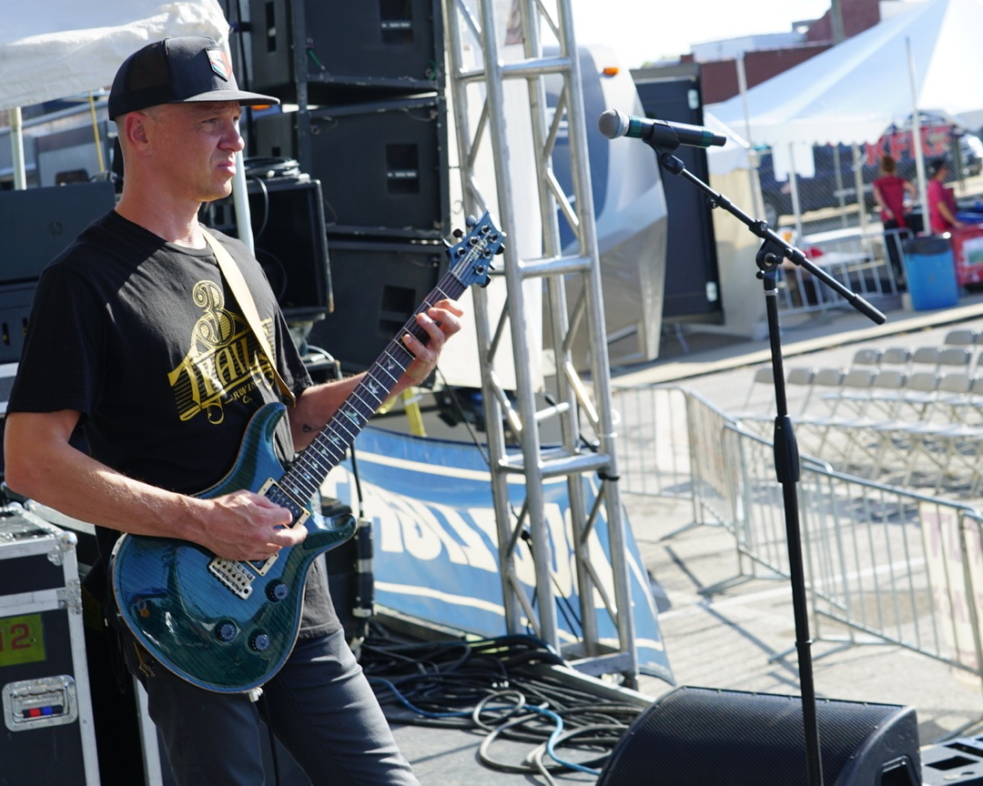 He's not mad, he's just focused. @santacaligon