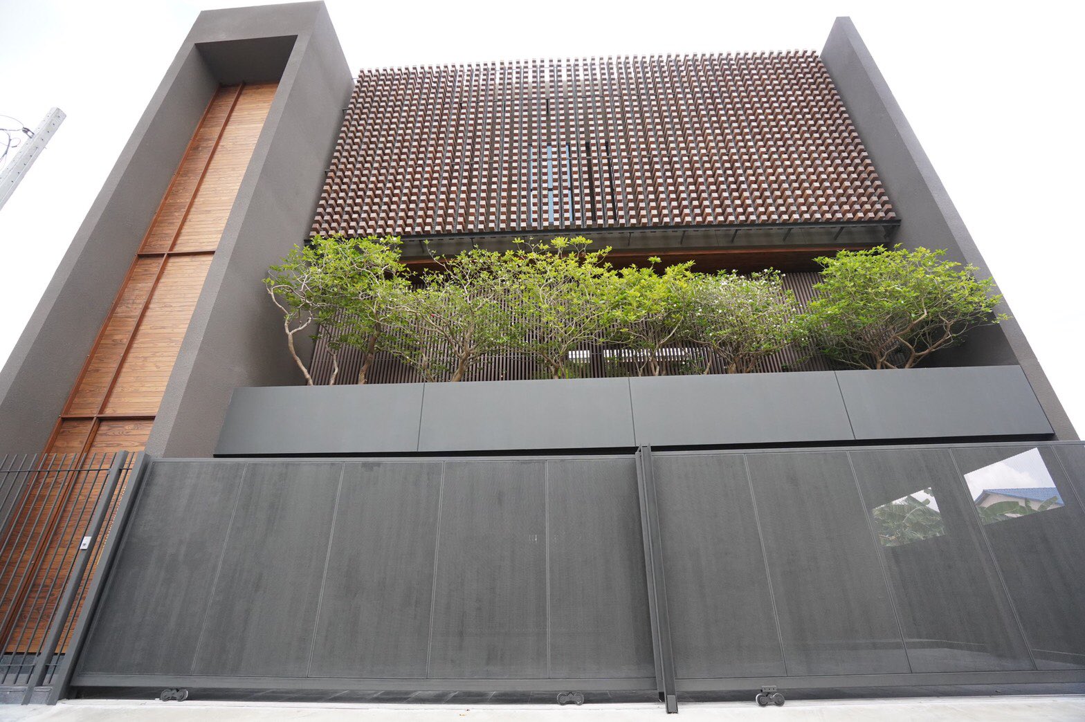 ฉลาม lll ป อกก on twitter ฝากคล ปแนะนำบ าน the cluster 41 นาคน วาส 41 ของพ ชายผมด วยคร บ ออกแบบโดยด ไซเนอร คนเด ยวก บบ าน atelier residence 150 ล าน แต หล งน 49 5 ล านเอง 120 ตร วา ใครสนใจก ต ดต อได หร อ ถ าไม ม ต งก ด เป นแรงบ นดาลใจนะคร บ