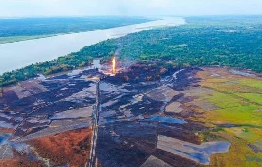 iamsrkahmed_'s tweet photo. Don't need captions
Because sometimes picture says everything..
#AssamOil #GasLeak 🔥🔥
#SaveBaghjan https://t.co/M8neu4gcCz