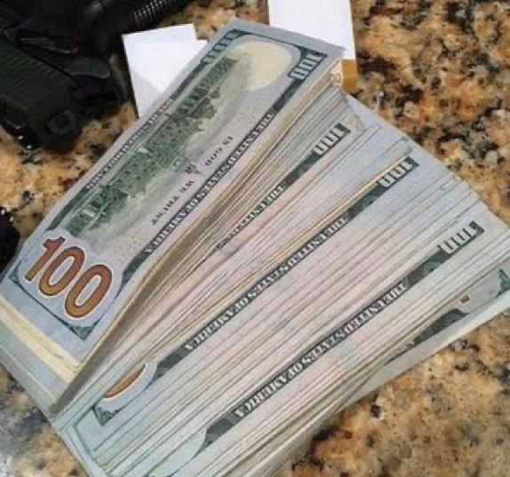wilsonfullbrig3's tweet photo. @stephan57797512 #sugardaddylegit So Im willing to send $1,500-$3,500 to the first 500 people to like &amp; retweet this ☺️🤞🏽❤️( reply with your bank details ) whatsApp +14195819968 https://t.co/3ciBgVxbyz