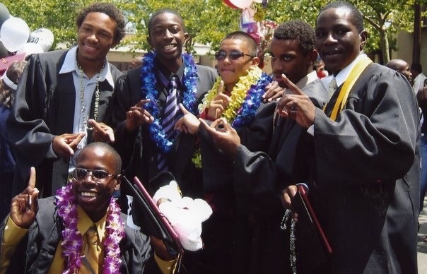 JaredYuenSJPD's tweet photo. A lot of people have been saying that I’m racist or that I hate black people. Lol, if that were true then explain this picture?? #AllLivesMattter https://t.co/wE6Hjm8dh5