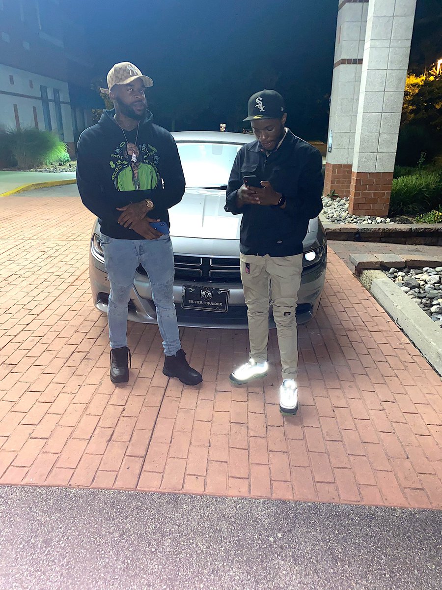 GangWay_Rico's tweet photo. I Told My Brother Leave The Line &amp; I’m Gonna Run It 😈 https://t.co/3japI5p2UZ