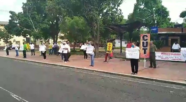OrielsoTorrado's tweet photo. #VAMOSCONFECODE, LOS CONSEJOS DIRECTIVOS Y LA AUTONOMÍA ESCOLAR ESTÁN VIGENTES, LA PEDAGOGÍA DE LA ALTERNANCIA ES UN PELIGRO PARA LOS LOS NIÑOS, JÓVENES, ALUMNOS MAESTROS, RECTORES, ADMINISTRATIVOS Y PADRE DE FAMILIA, SÍ RETORNAMOS A CLASES PRECENCIALES EL CONTAGIO SERÁ MASIVO https://t.co/ZxG0f6V8um
