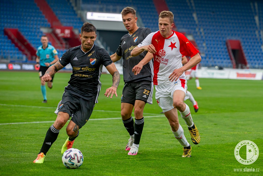 Tomáš ZIMA » Profil hráče » SK Slavia Praha