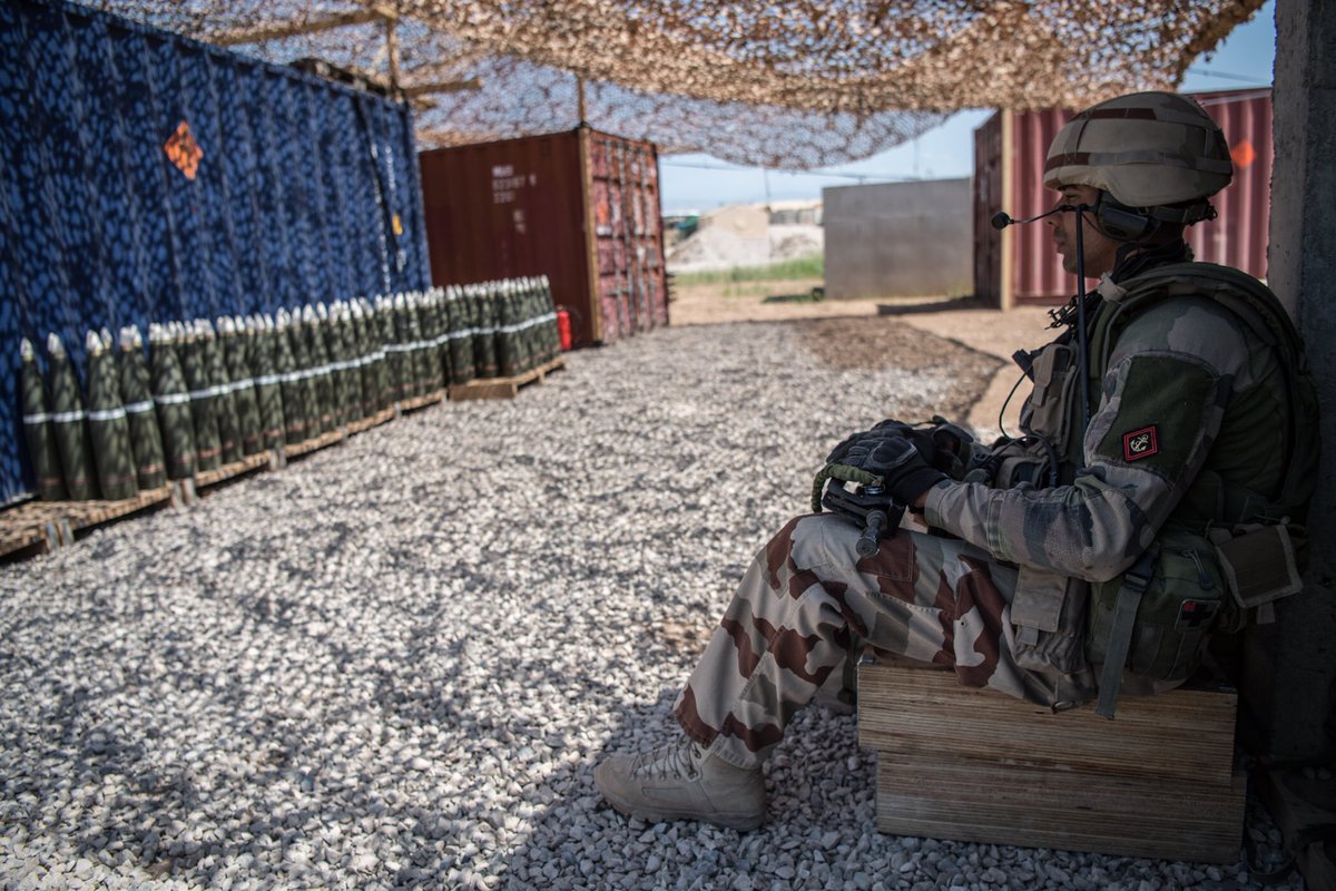 troupesdemarine's tweet image. [#MédicOps] Que signifie TOP? 🕵🏼‍♀️ Ce sont les Techniques d’Optimisation du Potentiel = techniques capables de favoriser l’endormissement dans des conditions difficiles. En bref : se reposer efficacement pour être opérationnel. 😴
👉defense.gouv.fr/web-documentai…

📸 #11eRAMa