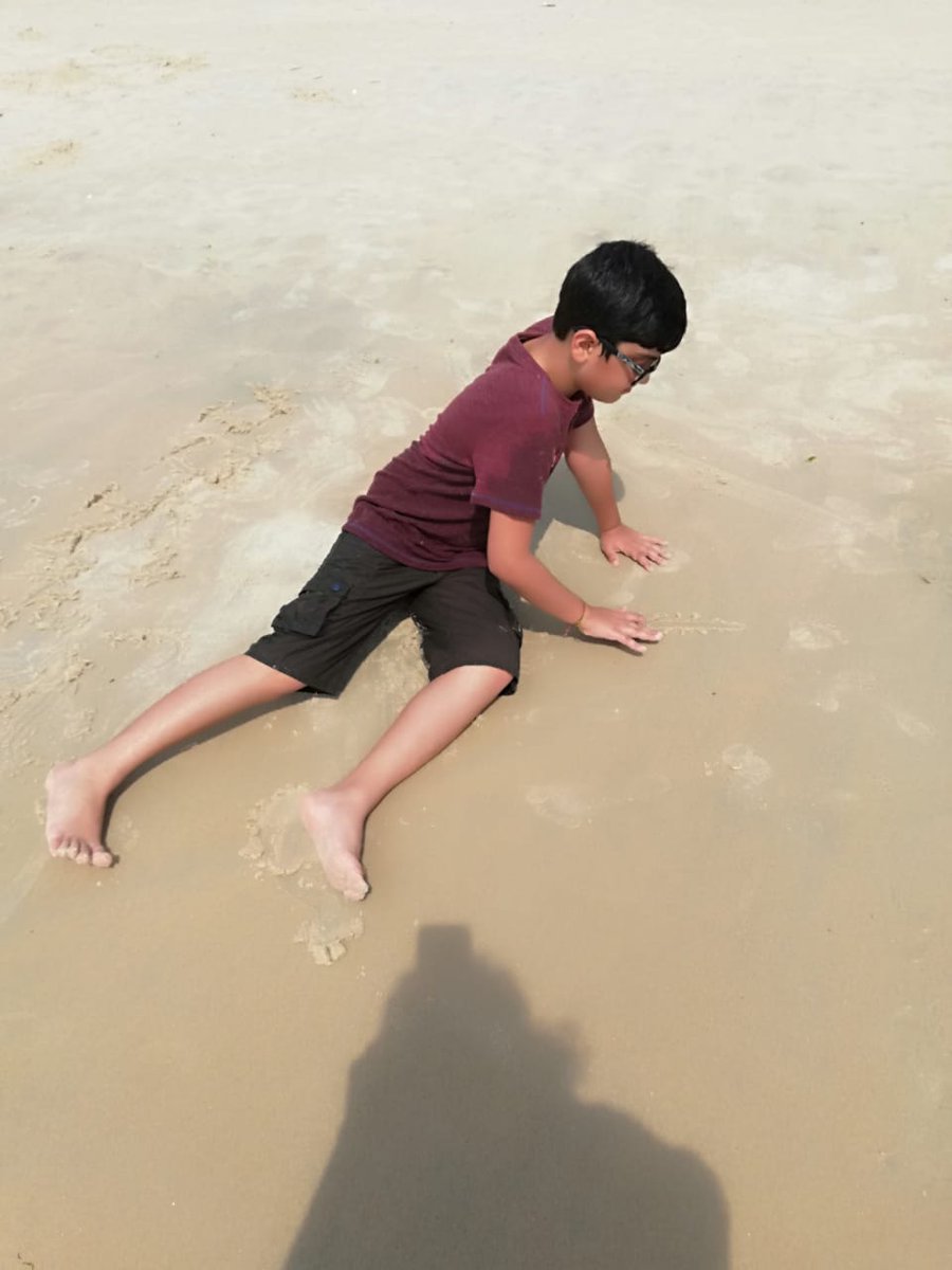 nishurohi's tweet image. @baateinwithyou Let us start building again with fresh sand  of hope. It will be beautiful as ever. #Positivevibes #Reflectiveconversations #Inclusive #Baatein