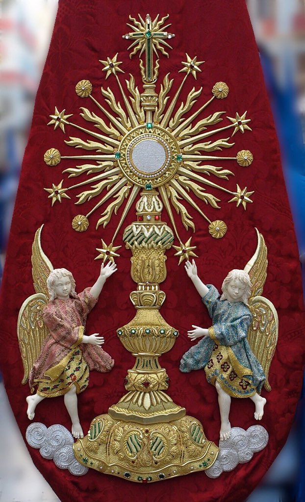 Archic_Huerto's tweet photo. Celebramos la Solemnidad del Corpus Christi. ¡Alabado sea el Santísimo Sacramento del Altar!

#yosoydelHuerto #CofradíasMLG https://t.co/F9DtAdFFqC