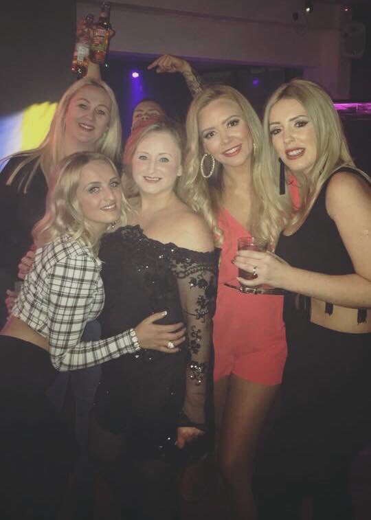 Space_venue's tweet photo. Girls just want to have fun 💃🏼 
#ThrowbackThursday https://t.co/XXd2nltOD4
