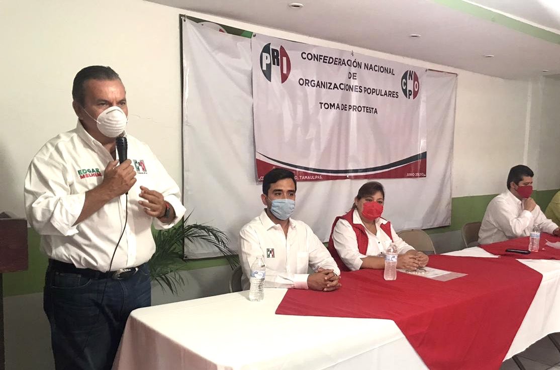 edgarmelhem's tweet photo. Inicio el día en #ValleHermoso con @RosyPesina , @AndradeRodolfo y @PelucoMx , donde tomamos protesta al nuevo dirigente de la #CNOP #GilbertoLopez, también se nombró el nuevo comité municipal de financiamiento con Jaime Guerrero como Presidente. #VamosJuntos https://t.co/8Lk3sUaS2f