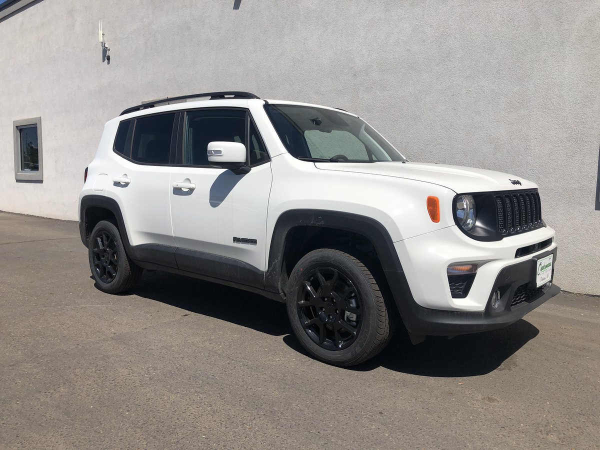 CharbonneauCar's tweet photo. 2020 Jeep Renegade Latitude.
Lease for $199 per month! Lease includes returning lease, $1999.00 and first payment at signing + tax, title, lic. #Jeep #driveforward https://t.co/Qvzsfuptpu