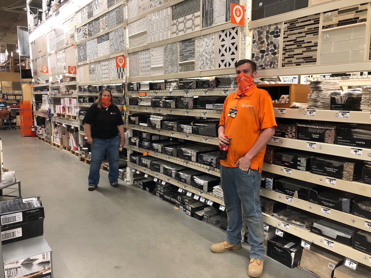 petehomedepot's tweet photo. This team always rocks when they���re in our store! Great job DS Mary&amp;Evan+your  MET Overnight Team! Looks fantastic+cool new products like click lock porcelain tile @james_thd @Jenn_Potter81 @JessieWhiteman2 https://t.co/dDDLDUBs9i