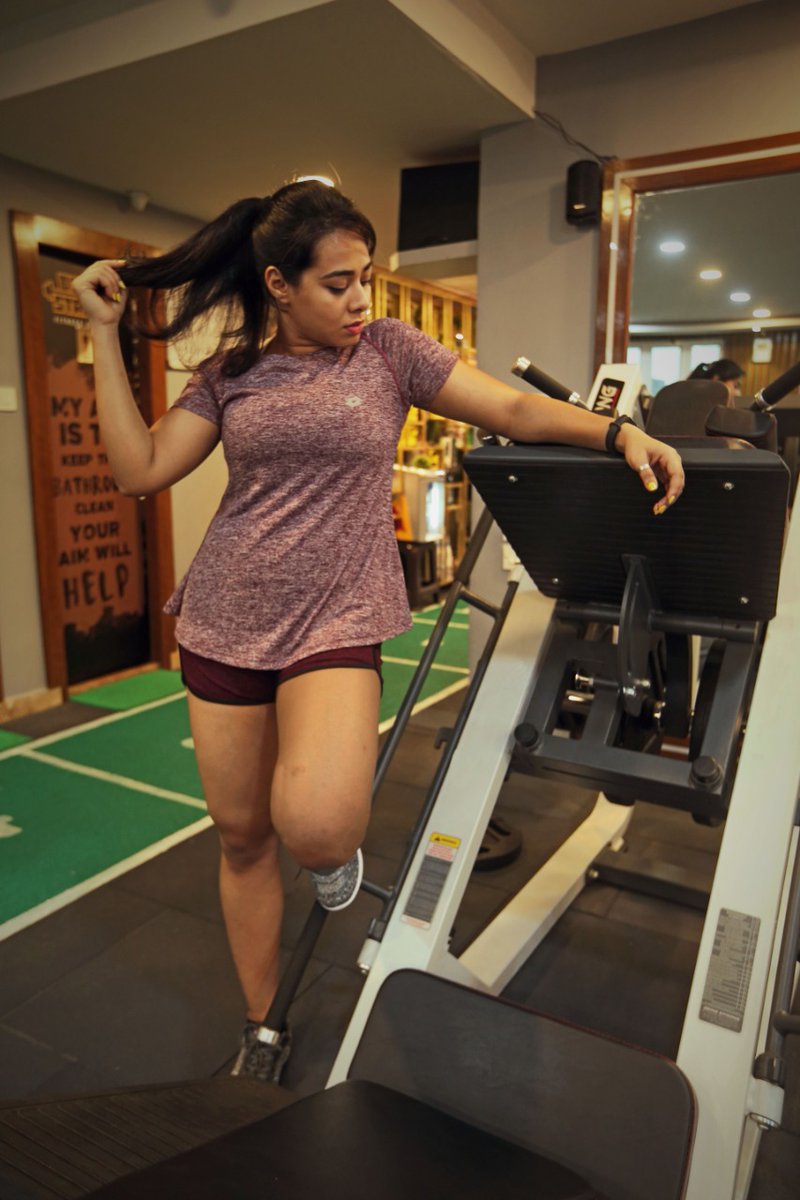 Moupiyapaul's tweet photo. 💪🏻💪🏻💪🏻💪🏻💪🏻 #fitnessicon #fitnessmodel https://t.co/bQvHl7KbC9