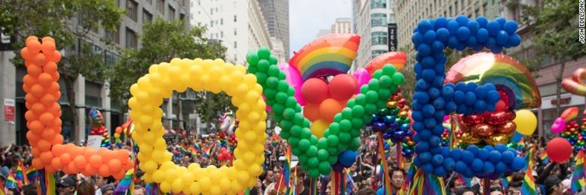 Davidlcurry1's tweet photo. @ResistanceGenz
#LGBTQProgress Is in the hands of the new generationโฆ Take good care of it as Iโm sure you will!๐ท๐๐ฝ
Us โold fartsโ love you ๐ & support you in all your efforts! #TransRightsโผ๏ธStill too much hatred & violence against trans folks! This is not acceptableโผ๏ธ๐ณ๏ธโ๐๐ https://t.co/fSIos09Ill