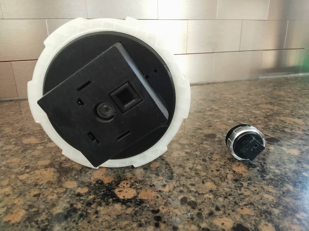 Layer_Shift's tweet photo. A button fit for a King! 

#Crown202 https://t.co/t3CaFv6bQ1