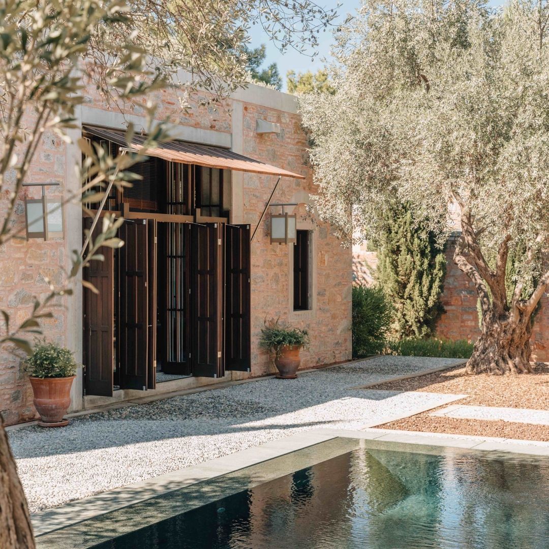 iconsandstyles's tweet photo. An enchanting setting with a tranquil ambience @amanruya - This secluded resort surrounded by ancient olive groves and Mediterranean pine forest will be your escape to the turquoise coast.
#travel #luxurytravel #experiences #photography #travelpics #love #exquisitehotels https://t.co/jLKbDrmxVW