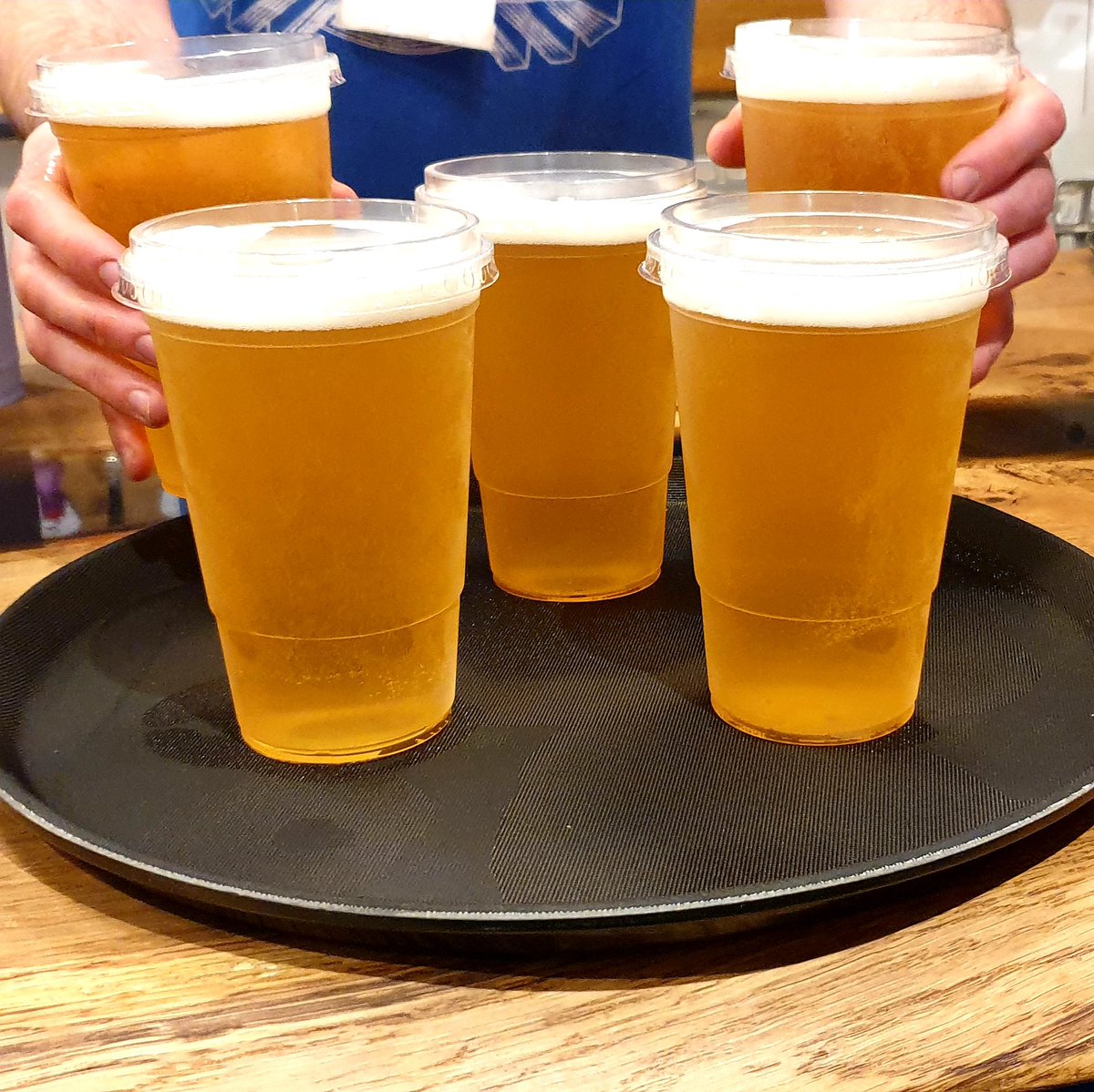 ahoppyplace's tweet photo. We have CUPS and LIDS!! TAKE AWAY for instant gratification!
Keller Pils is now on draught too!!π» To make your day that little bit brighter. π @lostandgrounded
#kellerpils #ahoppyplace #Windsor #craftbeer #draughtbeer #lostandgroundedbrewers #freshlager #lagerislife https://t.co/CRPUWGuaud