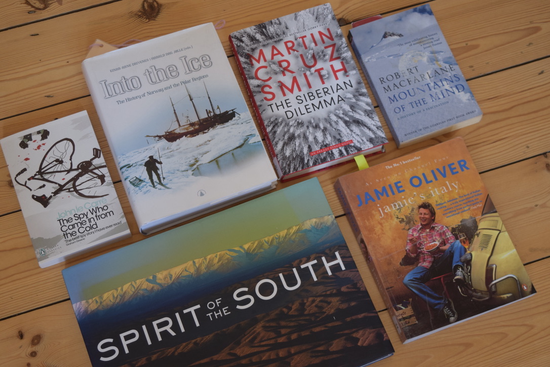 scottpolar's tweet photo. We're late to the trend but are jumping on the #6books bandwagon! Members of the Library & Archives team will each share 6 books over the coming weeks. Kicking off with Peter, the Librarian and tagging some fellow Cambridge libraries @CamGeogLib @hpslib @MooreLib ๐๐ https://t.co/PBDjI26IWA