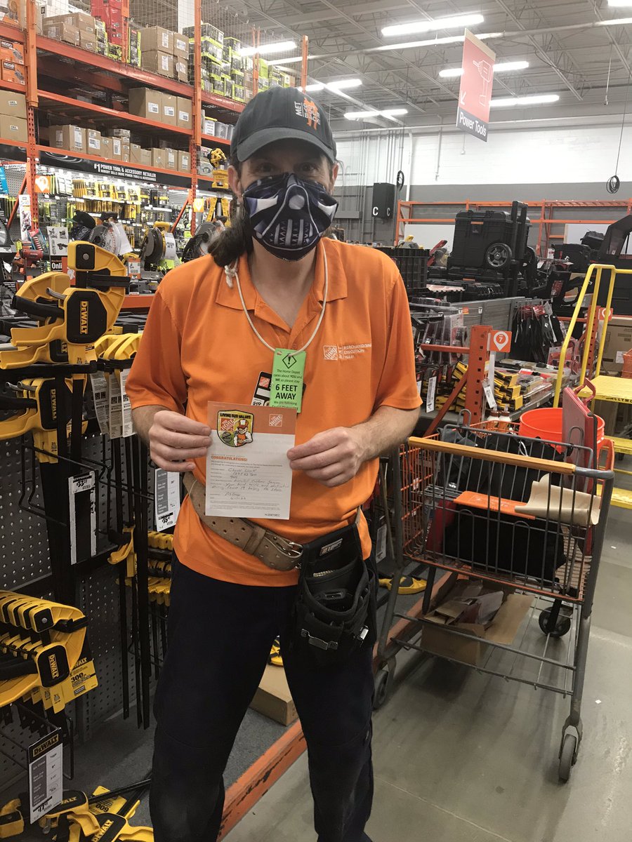 Robert Goss tweet media